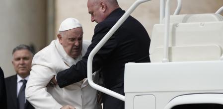 papa Francisco en el Hospital