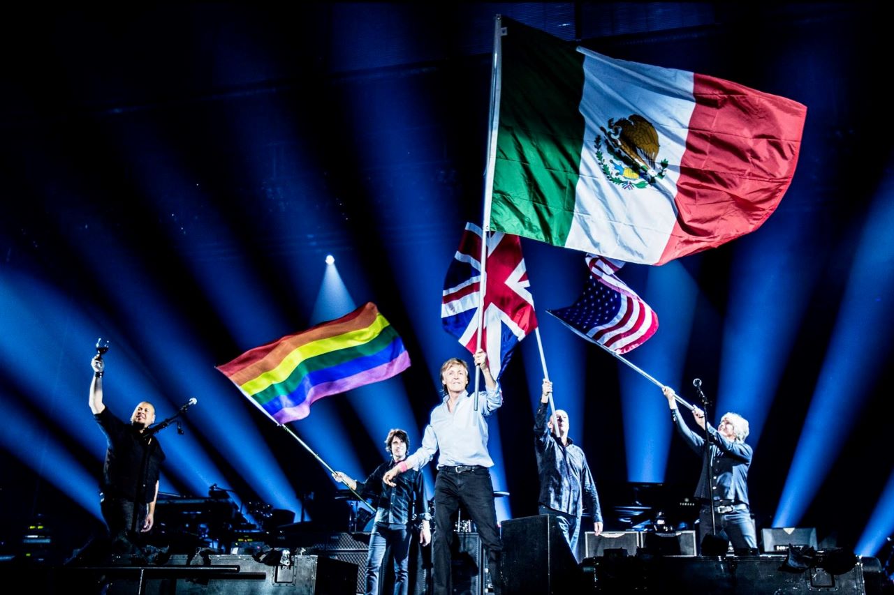 Paul McCartney embrujado por mexicanos